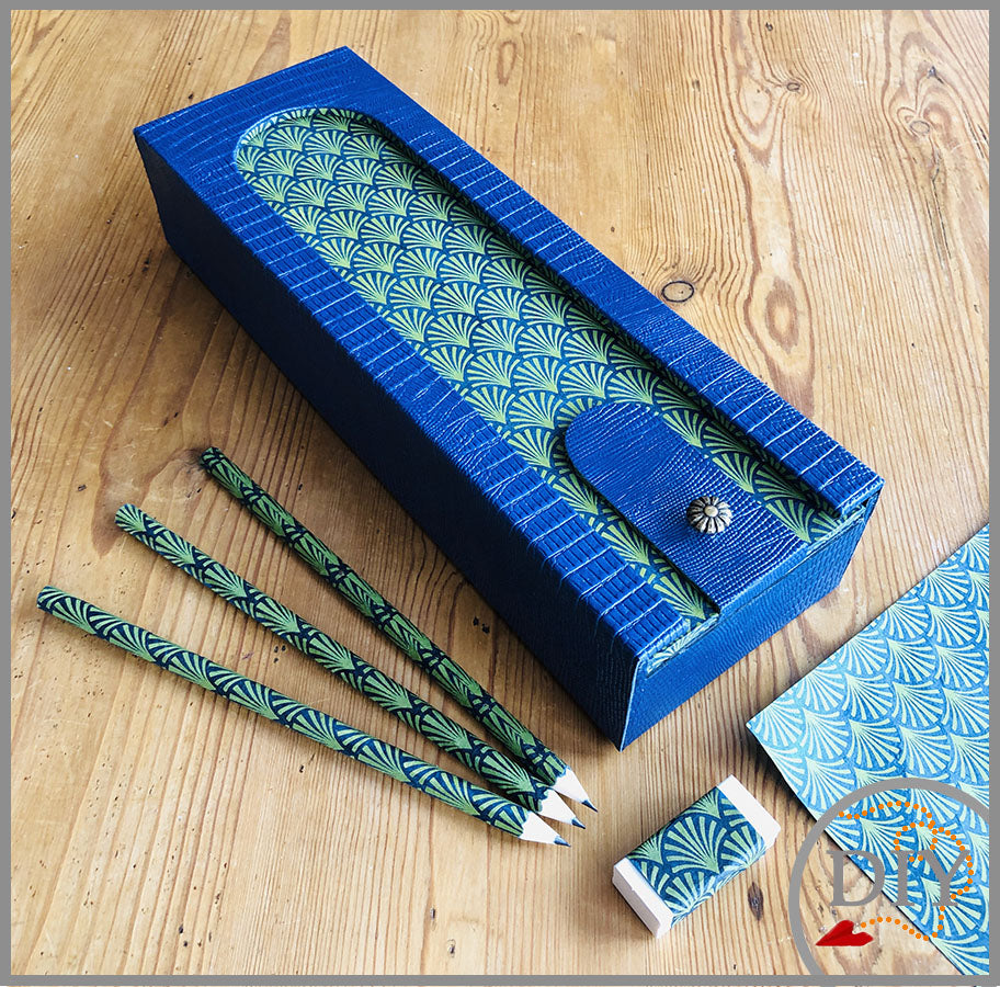 Le Plumier Coulissant de Colette -Tuto Cartonnage à télécharger (Copie) Lena's Paper